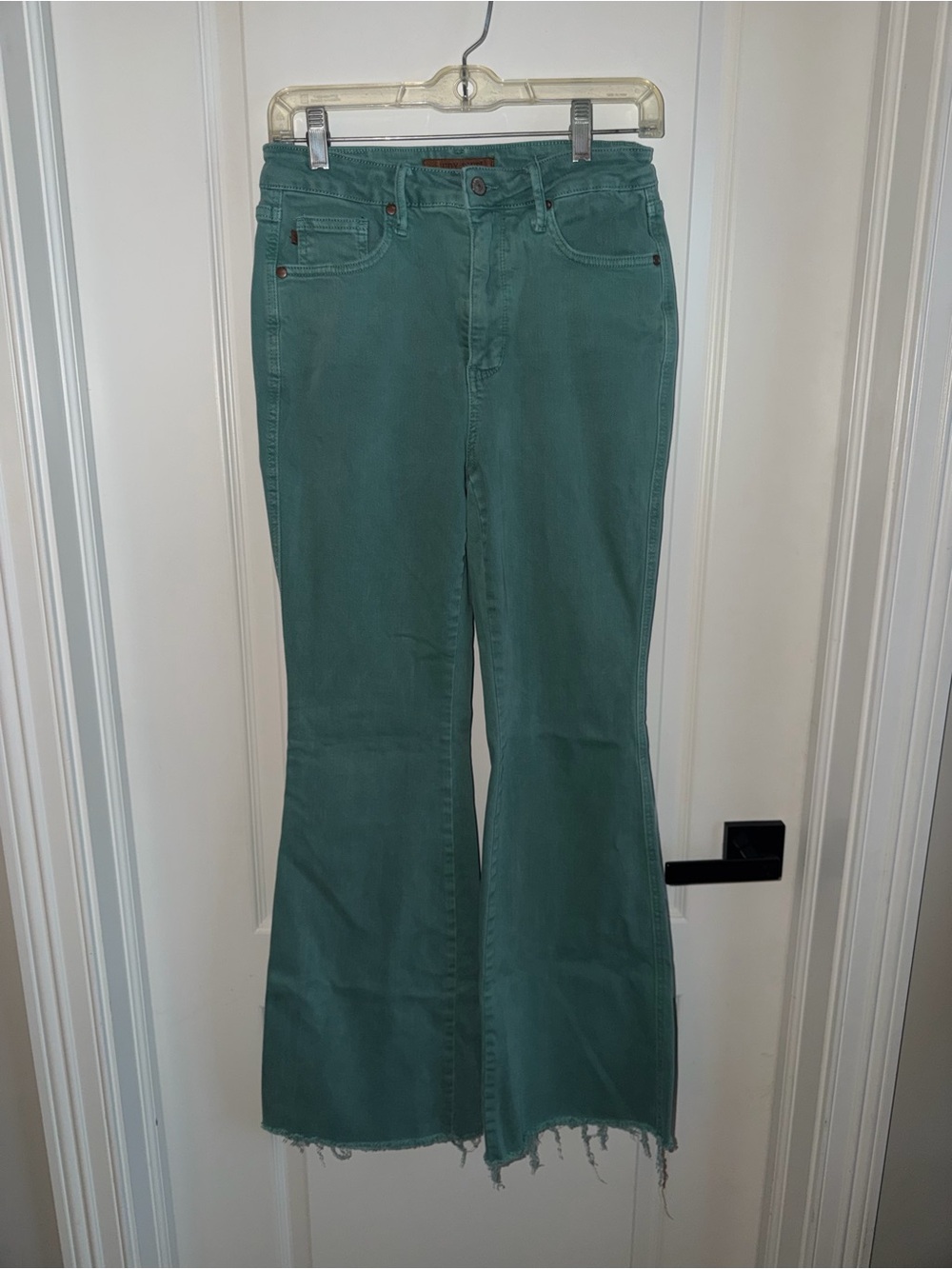 Judy Blue Women’s 7/28 Teal Green Flare Jeans Raw Hem High Rise Stretch